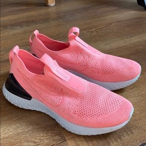 Nike Running epic react flyknit slip on sneaker